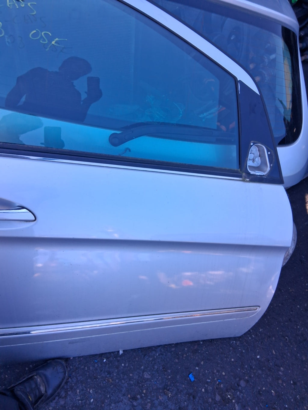 2008 MERCEDES B CLASS W245 OSF DRIVER SIDE FRONT RIGHT BARE DOOR SILVER