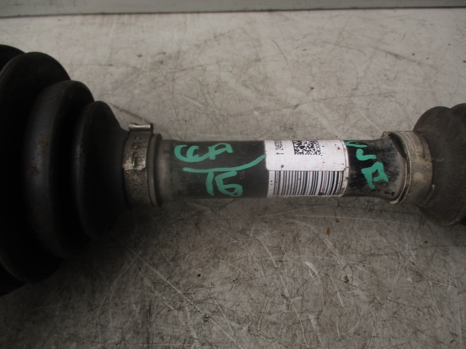 2016 MERCEDES BENZ CLA C117 2.1DIESEL NSF PASSENGER FRONT DRIVESHAFT A2463301601