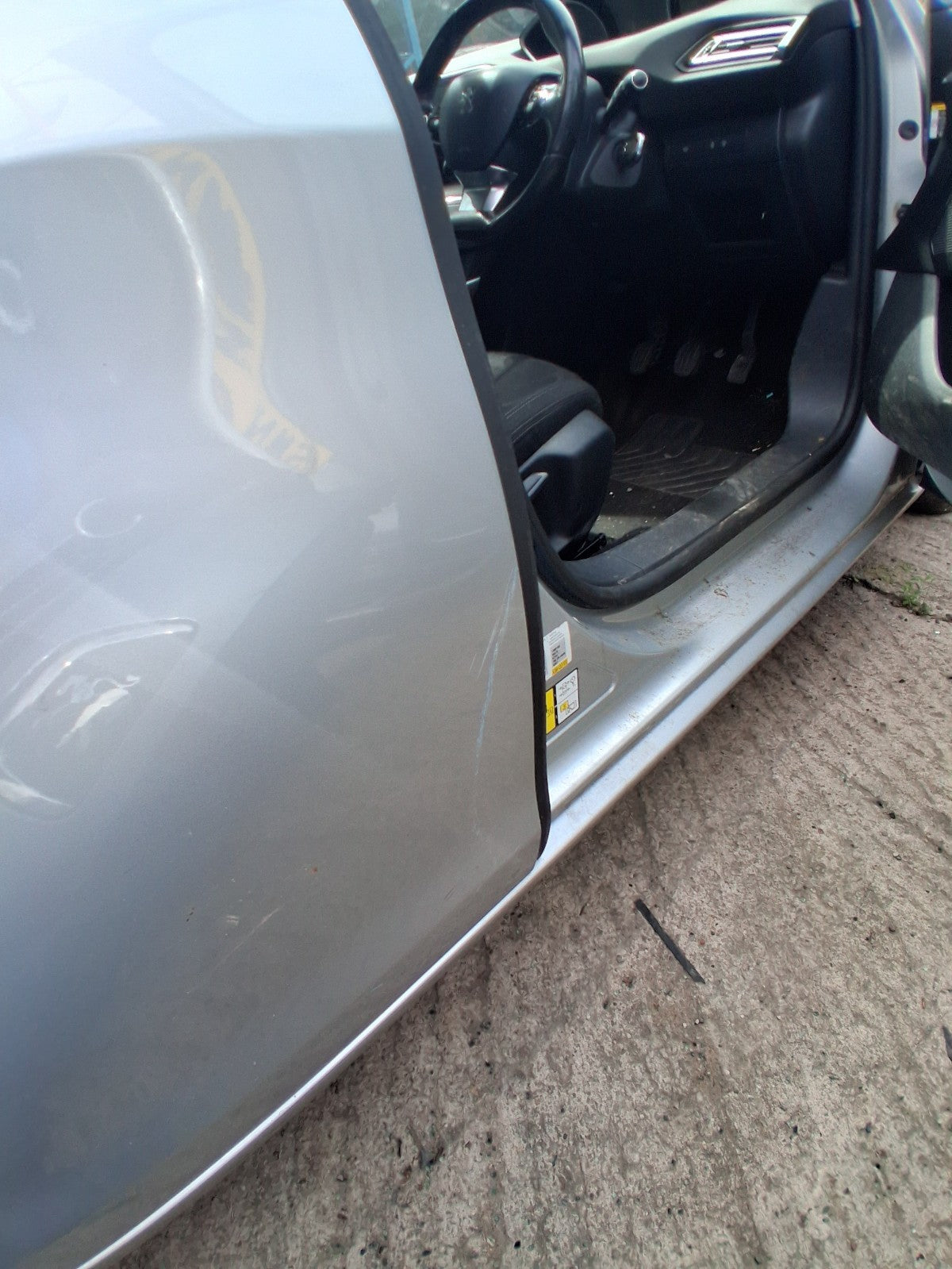 2014 PEUGEOT 308 MK2 HATCH OSR DRIVER SIDE REAR BARE DOOR GRIS ALUMINIUM EZR