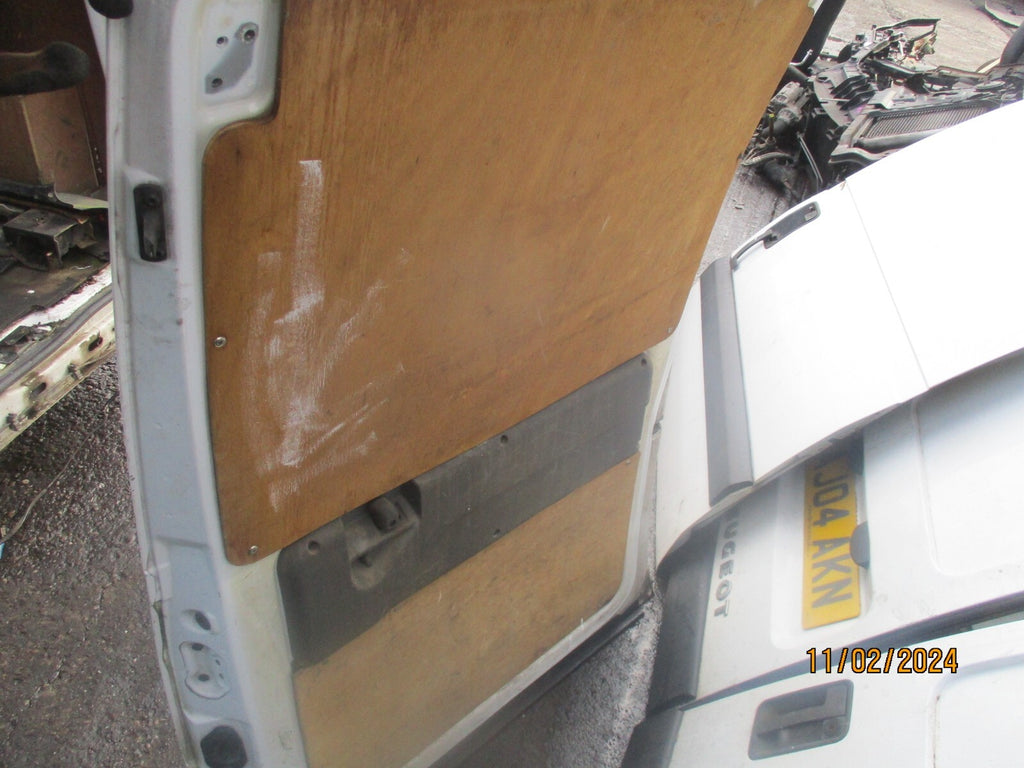 PEUGEOT EXPERT MK1 2004 OS DRIVER SIDE SLIDING DOOR WHITE