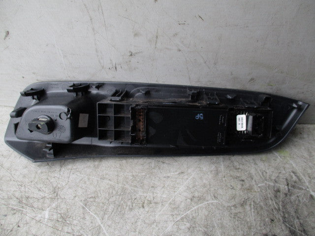NISSAN MICRA K14 2017 OSF ELECTRIC WINDOW SWITCH 809605FF1A