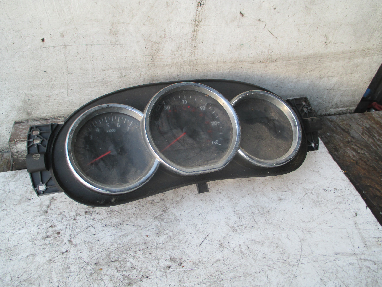 DACIA SANDERO 2015 DIESEL MANUAL SPEEDOMETER INSTRUMENT CLUSTER 248105453R