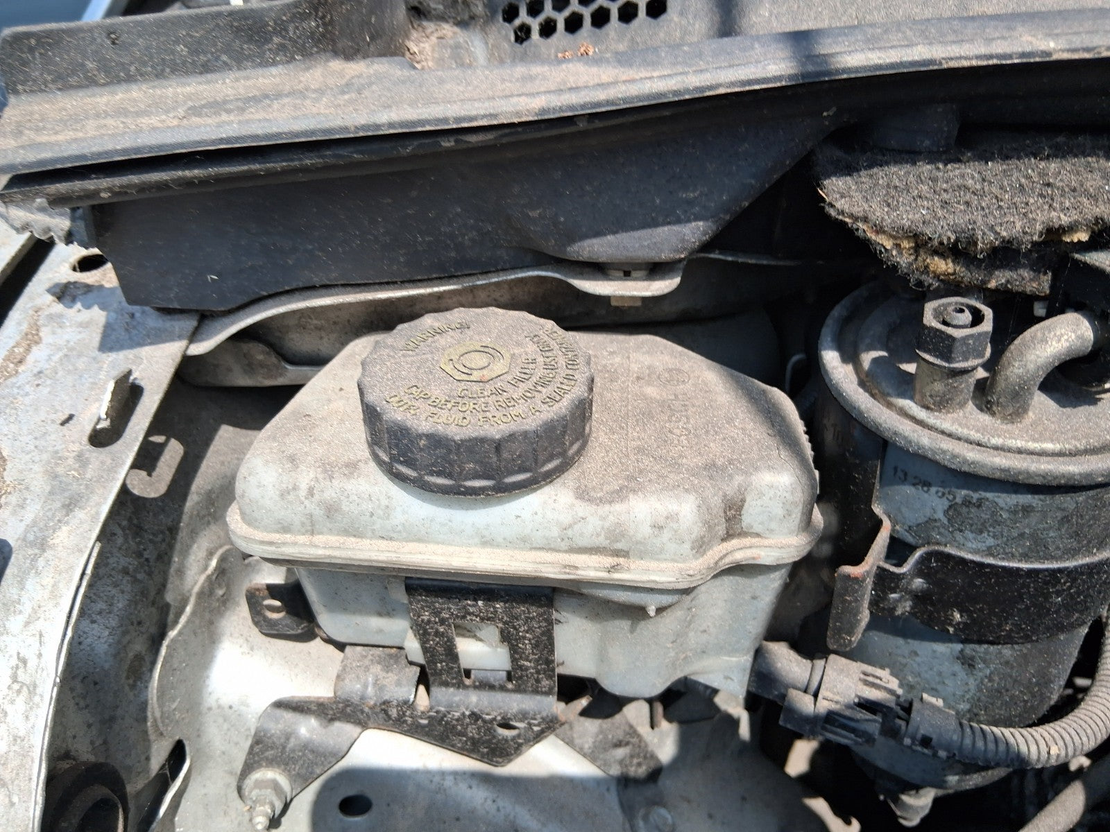2017 VAUXHALL CORSA E 1.2 DIESEL BRAKE FLUID TANK RESERVOIR