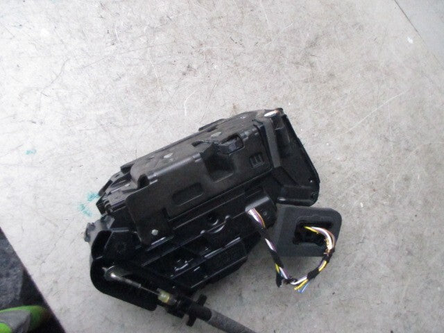 2013 VW GOLF MK7 NSF PASSENGER SIDE FRONT DOOR LOCK MECHANISM