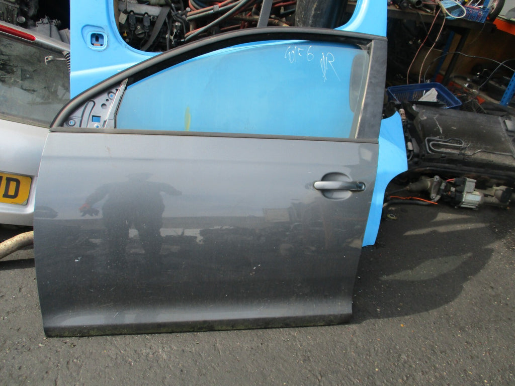 VW VOLKSWAGEN GOLF MK6 2012 NSF PASSENGER SIDE FRONT COMPLETE DOOR GREY