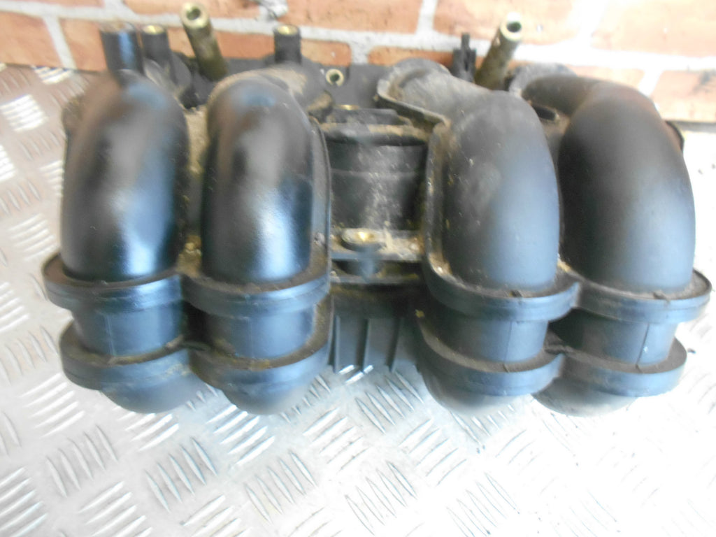 DAEWOO MUSSO FJ 2002 2.3 INLET MANIFOLD A1111402201