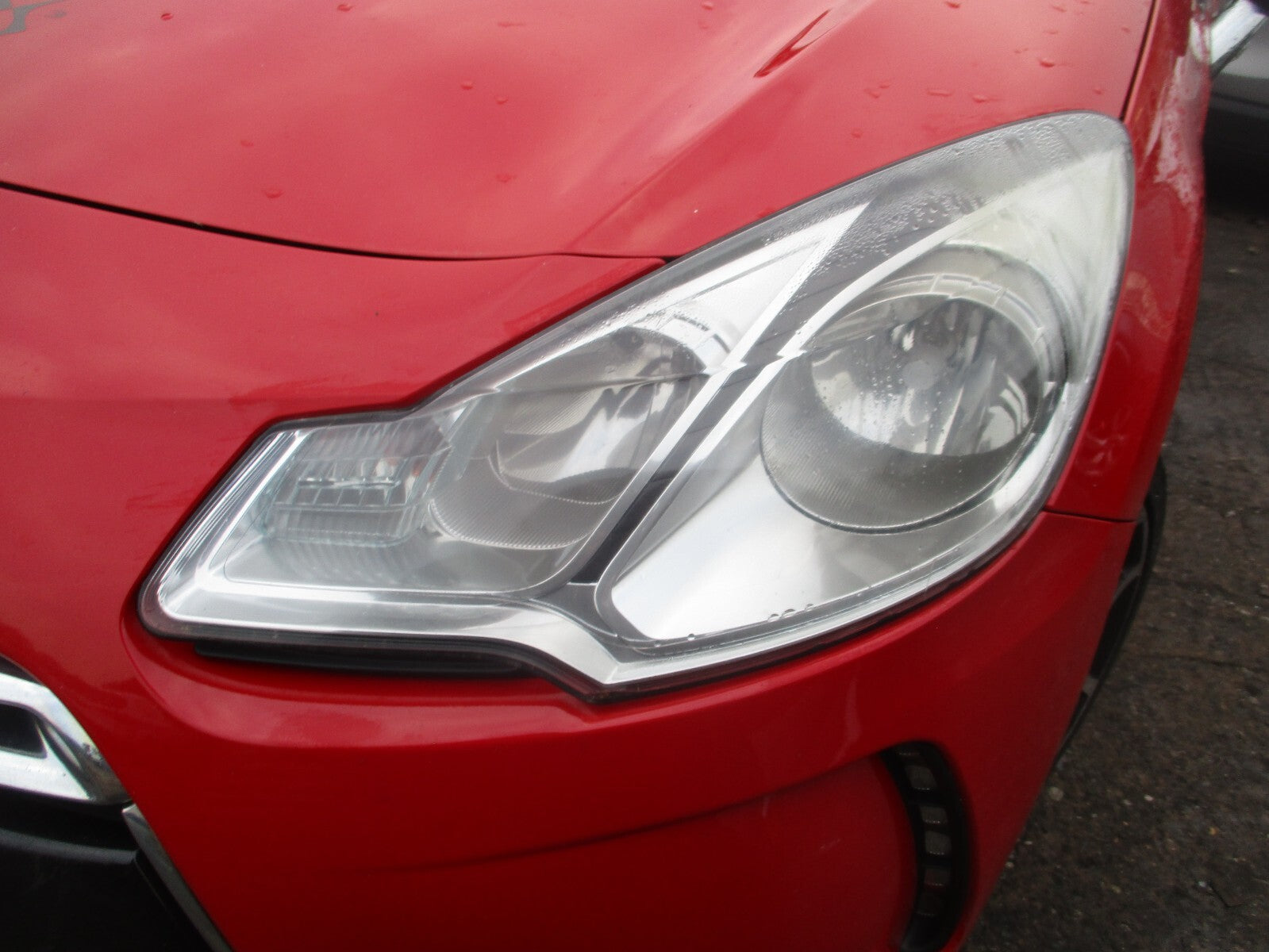 2012 CITROEN DS3 HATCHBACK NSF PASSENGER SIDE FRONT HEADLIGHT HEADLAMP