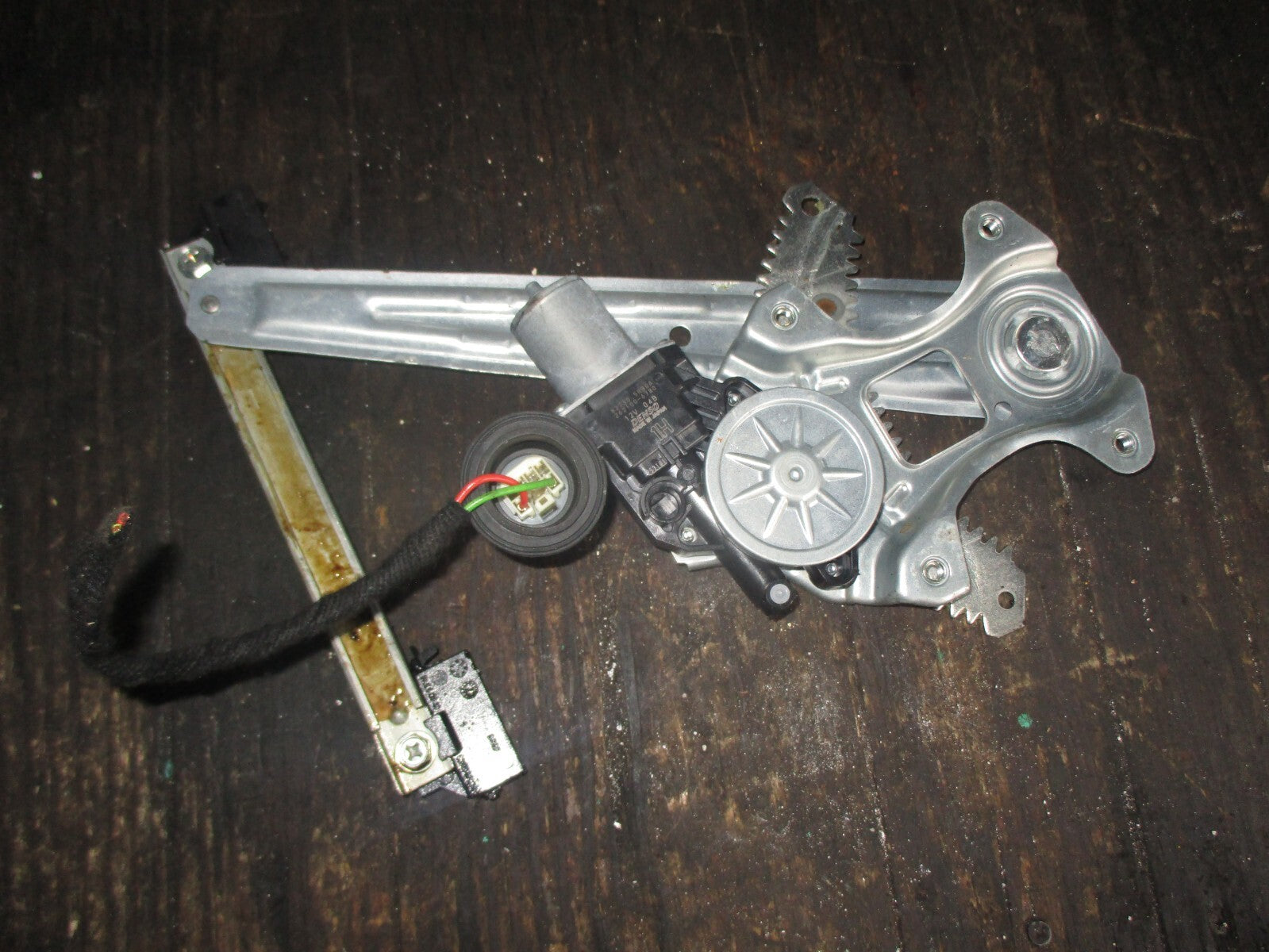 NISSAN MICRA 2019 MK5 K14 DOOR WINDOW REGULATOR NEARSIDE REAR 827305RB0A