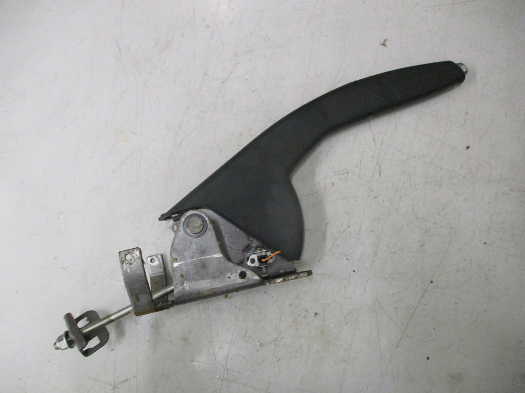 RENAULT CLIO MK4 2013 HAND BRAKE HANDLE LEVER MECH MECHANISM