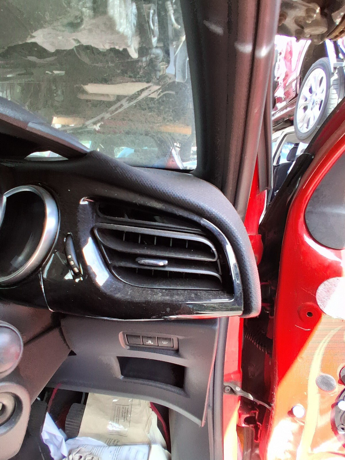 2012 CITROEN DS3 3 DOOR OSF DRIVER SIDE FRONT RIGHT DASHBOARD AIRVENT