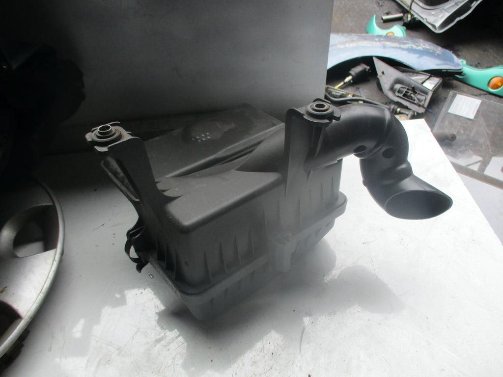 KIA PICANTO 2009 1.0 AIR FILTER HOUSING BOX 28210 07900