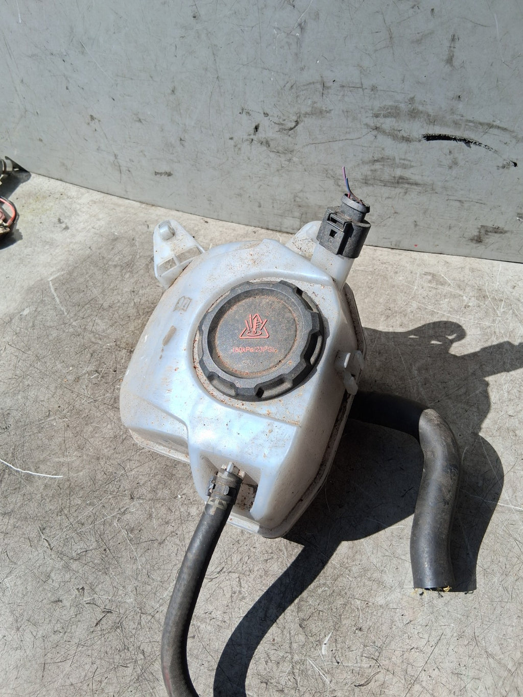 2019 VW VOLKSWAGEN POLO COOLANT WATER EXPANSION TANK RESERVOIR