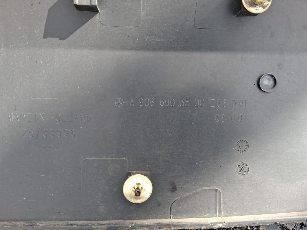 2016 MERCEDES SPRINTER W906 OSR DRIVER SIDE REAR TRIM MOULDING A9066903500