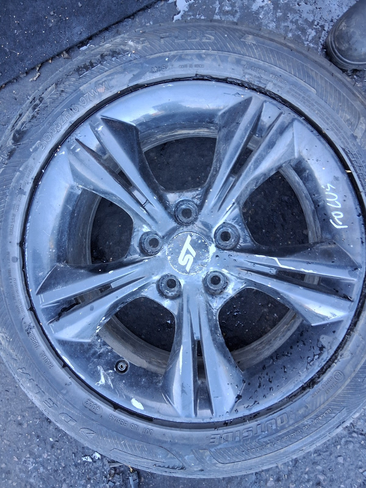2013 FORD FOCUS MK3 16 INCH ALLOY WHEEL WITH TYRE 215/55R16