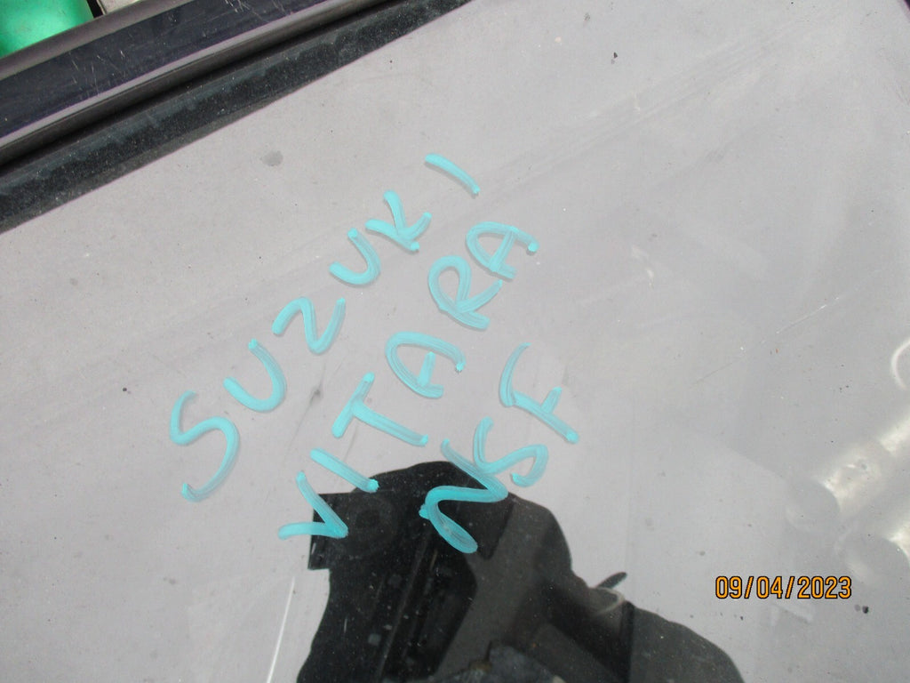 SUZUKI GRAND VITARA 2000 MK2 NSF PASSENGER SIDE FRONT COMPLETE DOOR BLACK