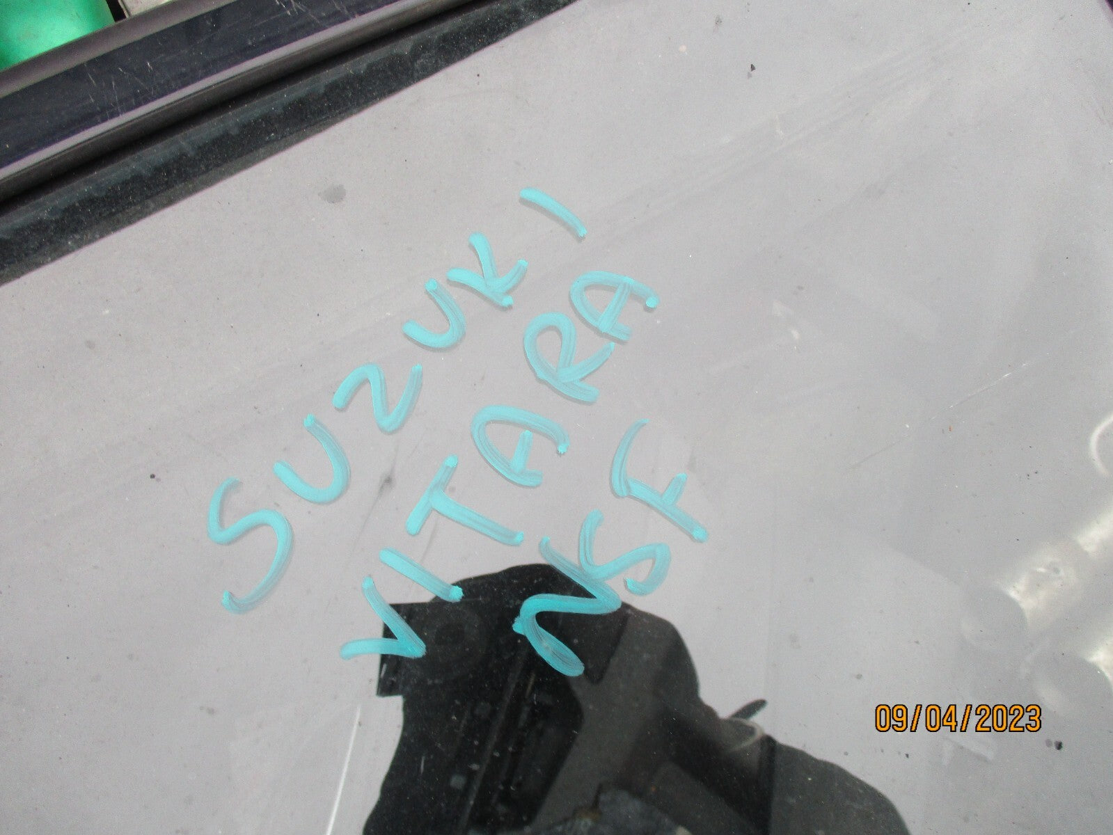 SUZUKI GRAND VITARA 2000 MK2 NSF PASSENGER SIDE FRONT COMPLETE DOOR BLACK