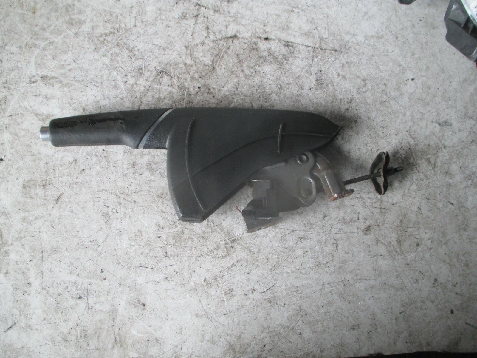 AUDI A1 2015 8X HANDBRAKE LEVER HANDLE