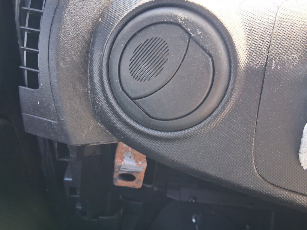 2019 FIAT FIORINO QUBO NSF PASSENGER SIDE FRONT LEFT DASH AIR VENT