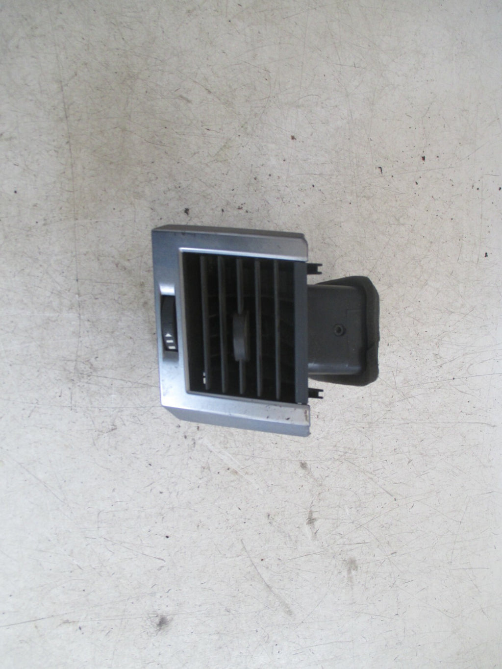 LAND ROVER RANGE ROVER 2005 OSF FRONT DRIVER SIDE AIR VENT 05530000