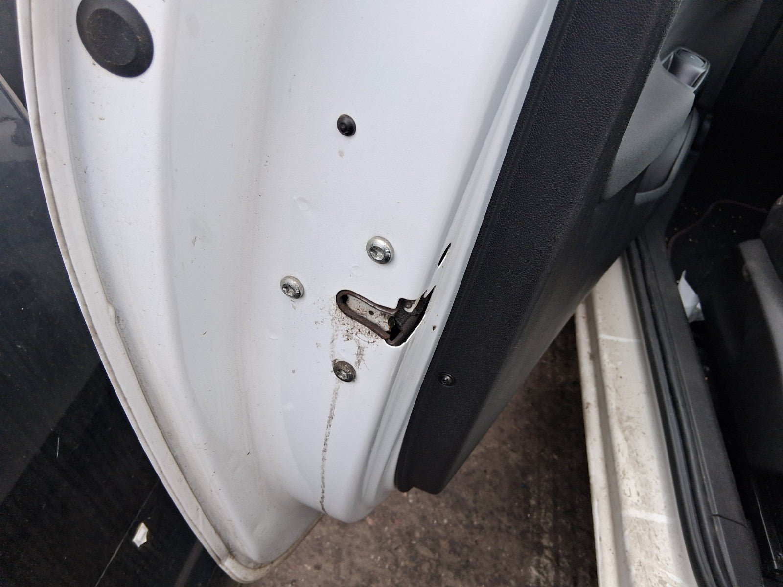 2019 VAUXHALL CORSA E 3 DOOR NS PASSENGER SIDE LEFT DOOR LOCK MECHANISM