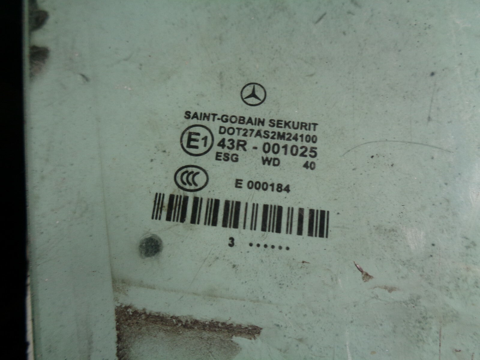 MERCEDES BENZ 2003 W211 OSF DRIVER SIDE FRONT DOOR WINDOW GLASS E143R001025