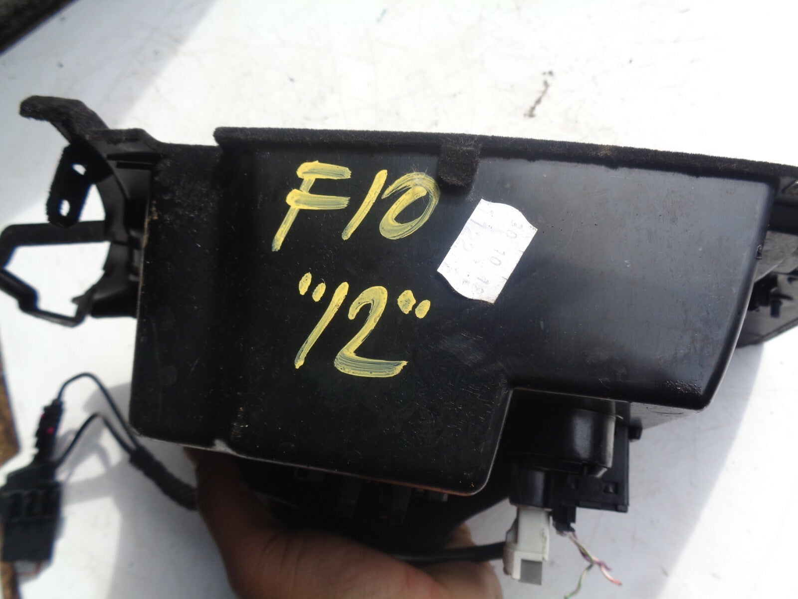 BMW 5 SERIES F10 2012 CENTRE CONSOLE ARMREST STORAGE COMPARTMENT 51169206731