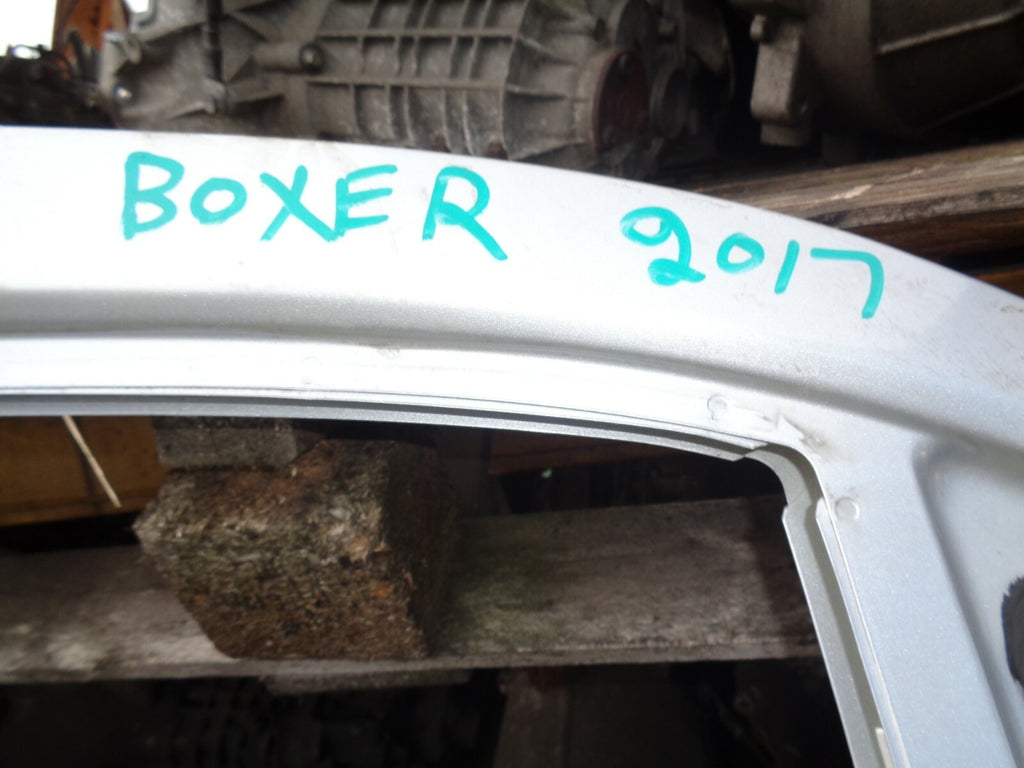 PEUGEOT BOXER MK3 2017 5 DOOR VAN SILVER OS DOOR DAMAGED