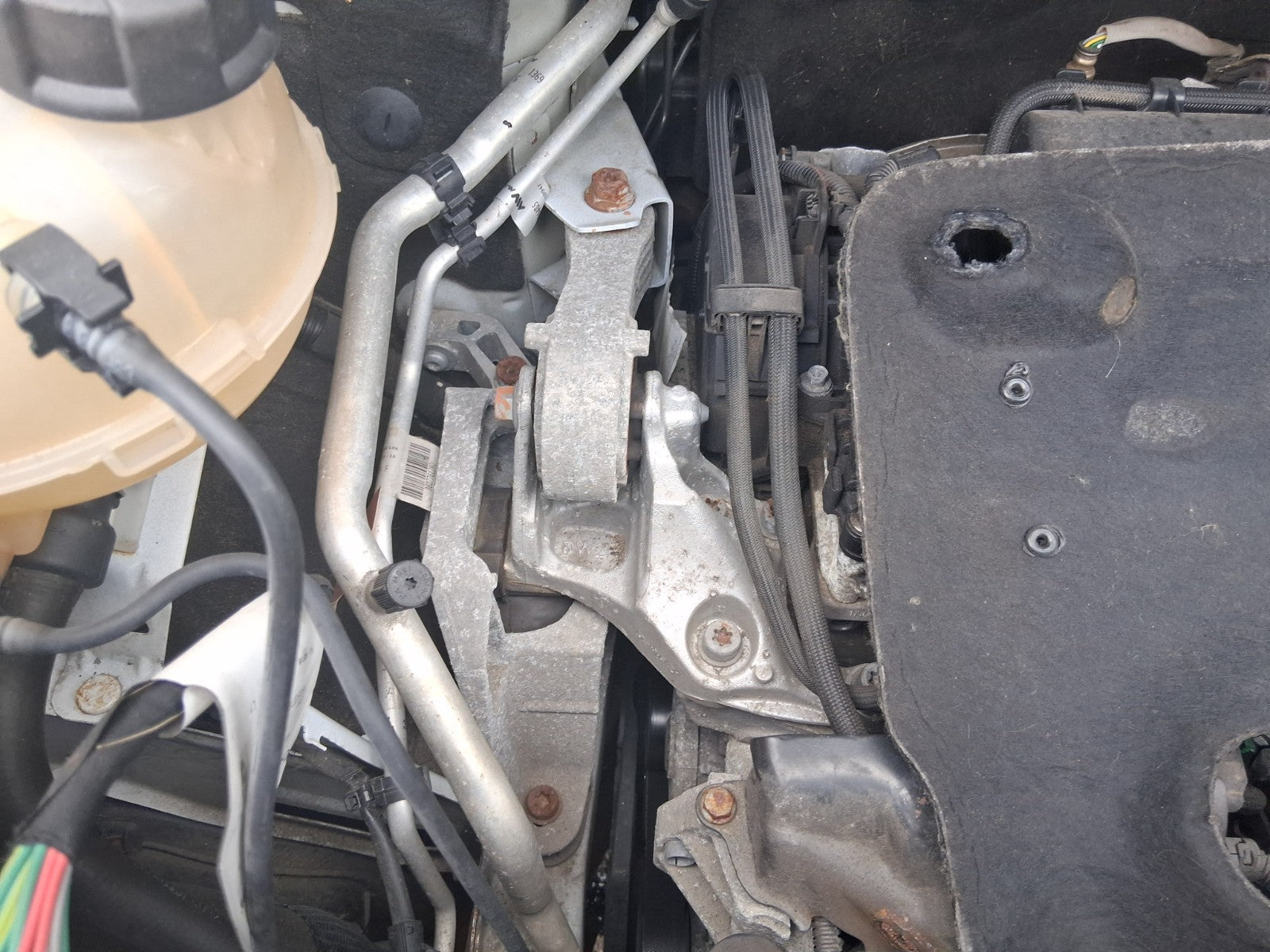 2019 CITROEN DISPATCH MK3 2.0 DIESEL OSF DRIVER SIDE FRONT ENGINE MOUNT