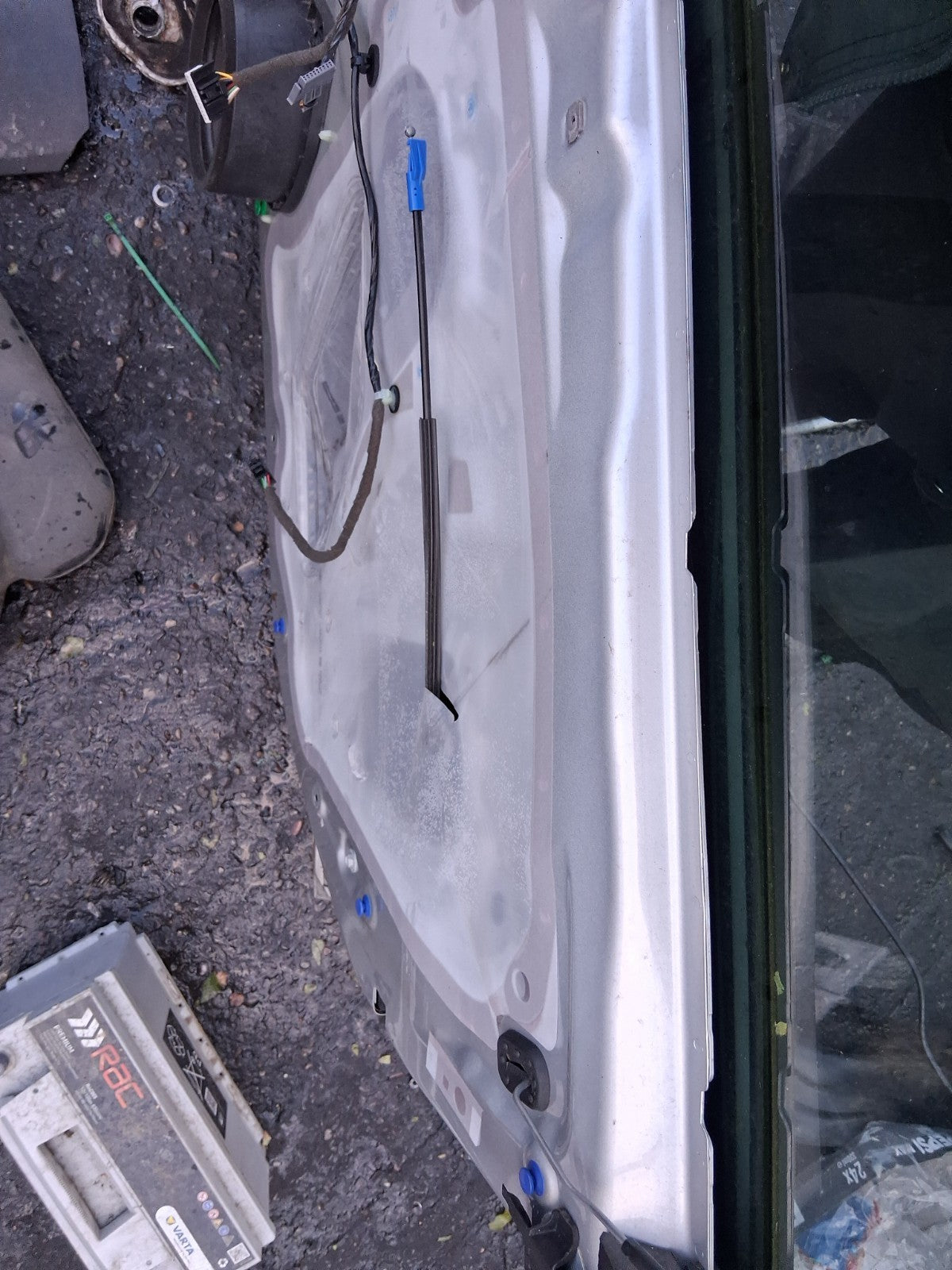 2016 VAUXHALL ZAFIRA C OSF DRIVER SIDE FRONT BARE DOOR ARGON SILVER Z176