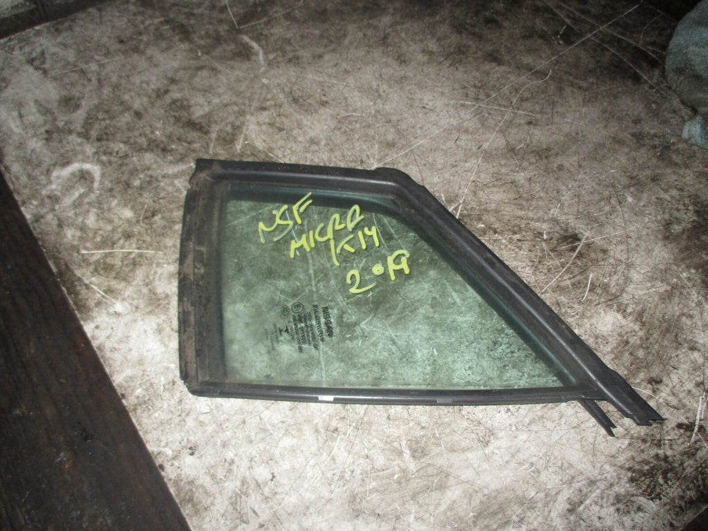 NISSAN MICRA 2019 NSF PASSENGER SIDE FONT QUARTER GLASS
