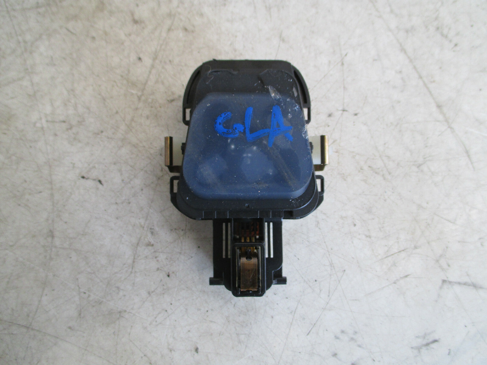 MERCEDES BENZ GLA 2018 X156 RAIN SENSOR MODULE A2469002603