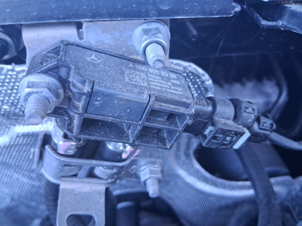2023 MERCEDES A CLASS W177 PETROL ENGINE EXHAUST PRESSURE SENSOR A0009059308