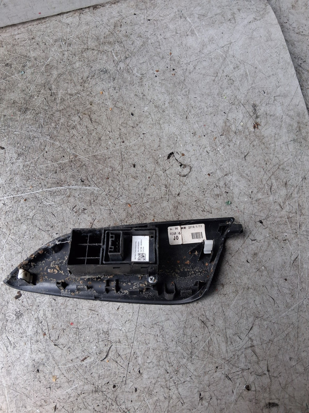 2019 HONDA JAZZ WINDOW CONTROL SWITCH SAJAD3825A