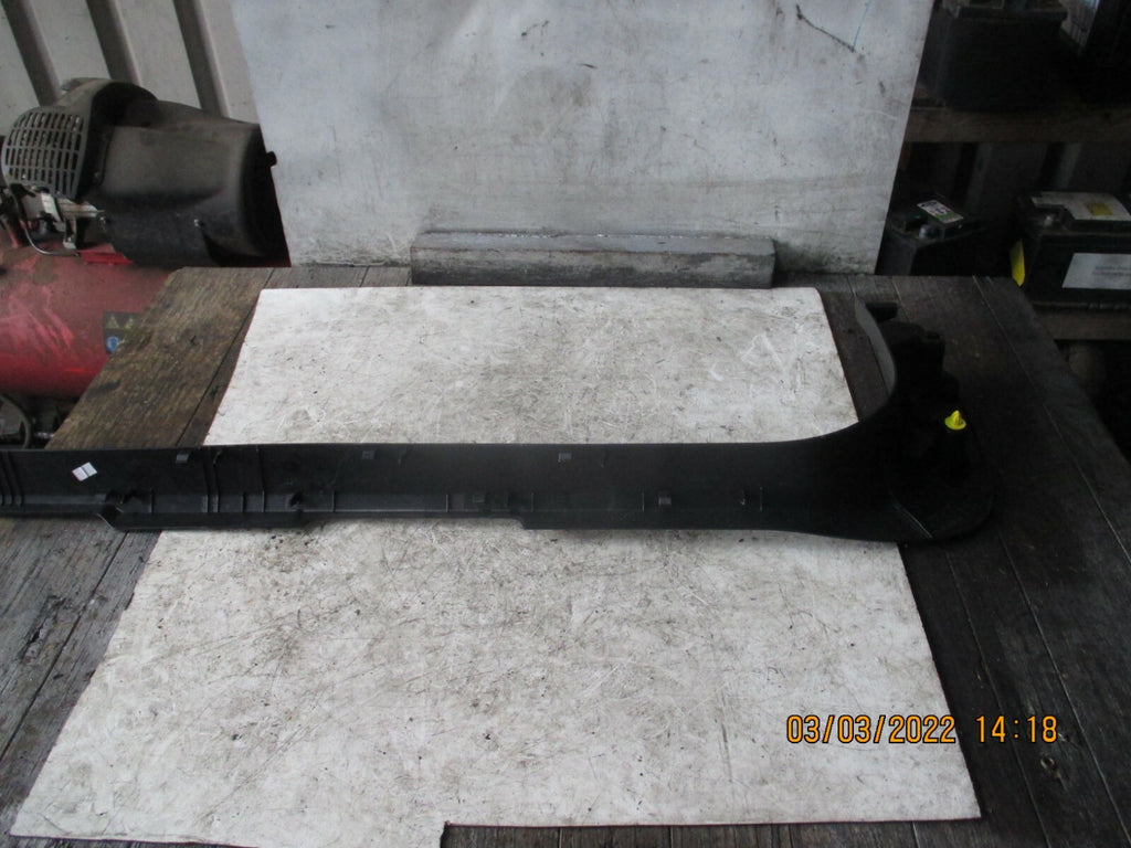 FORD FIESTA 2019 MK8 OS DRIVER SIDE RIGHT SILL TRIM PANEL COVER H1BB-B13208-ABW