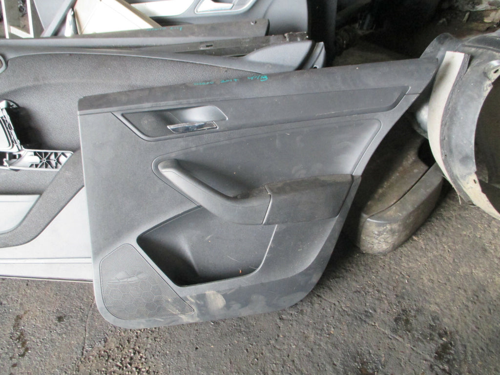 2017 SEAT TOLEDO MK4 KG OSR DRIVER SIDE REAR DOOR CARD TRIM PANEL
