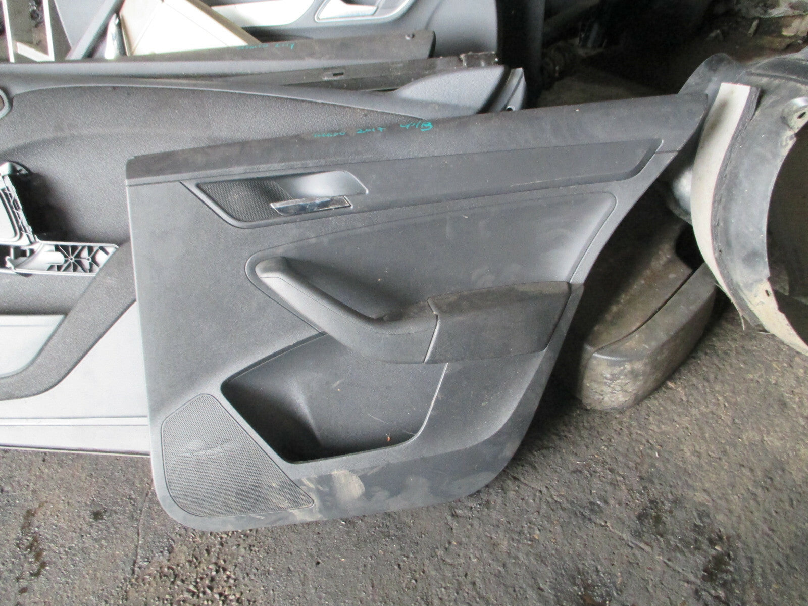 2017 SEAT TOLEDO MK4 KG OSR DRIVER SIDE REAR DOOR CARD TRIM PANEL