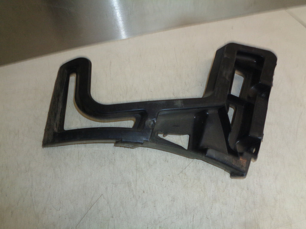 PEUGEOT 5008 MK1 REAR DRIVER SIDE BUMPER MOUNT BRACKET 9686247680