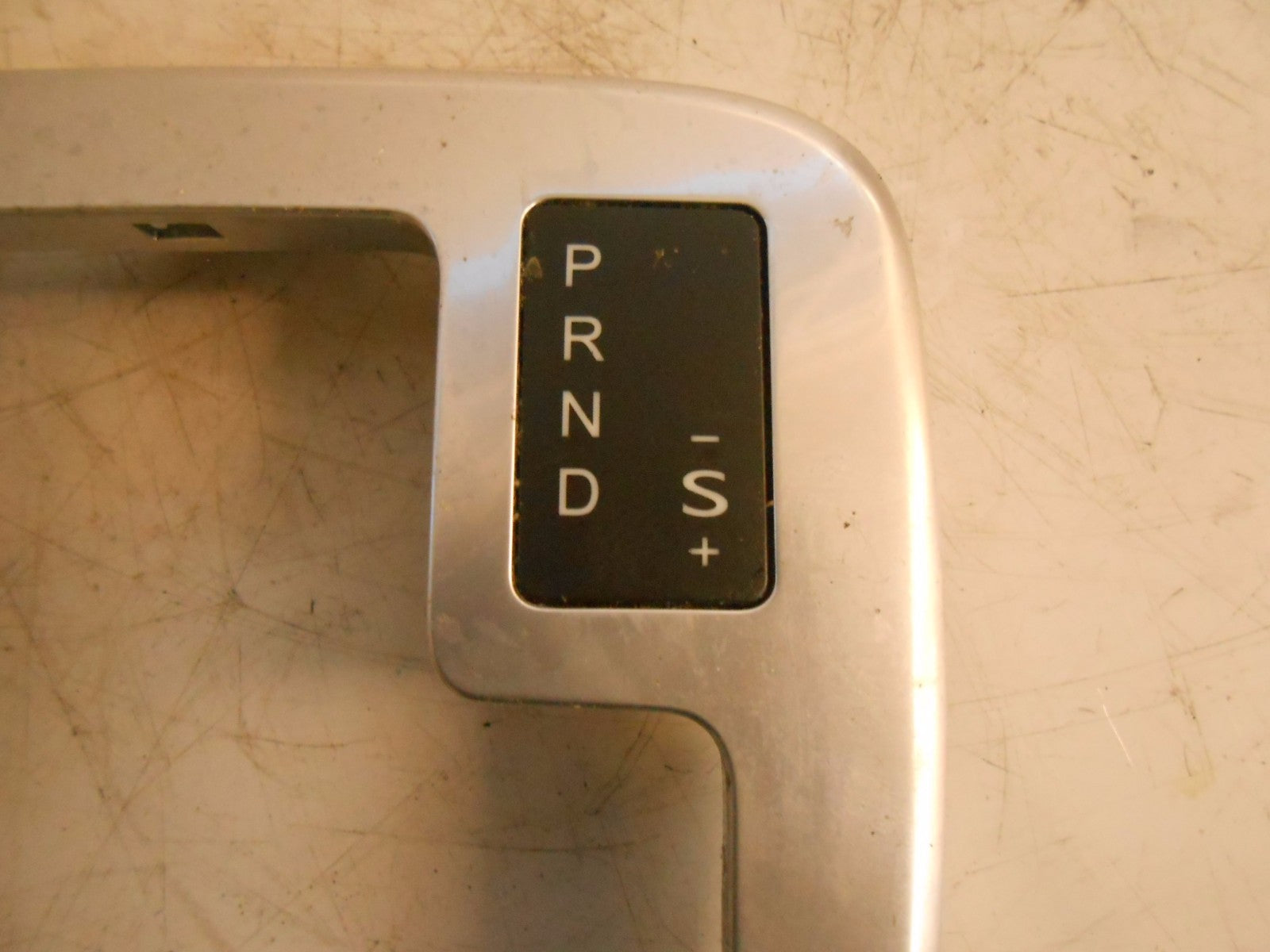 FORD MONDEO MK4 2007 AUTOMATIC TIPTRONIC GEARSTICK SURROUND TRIM SILVER