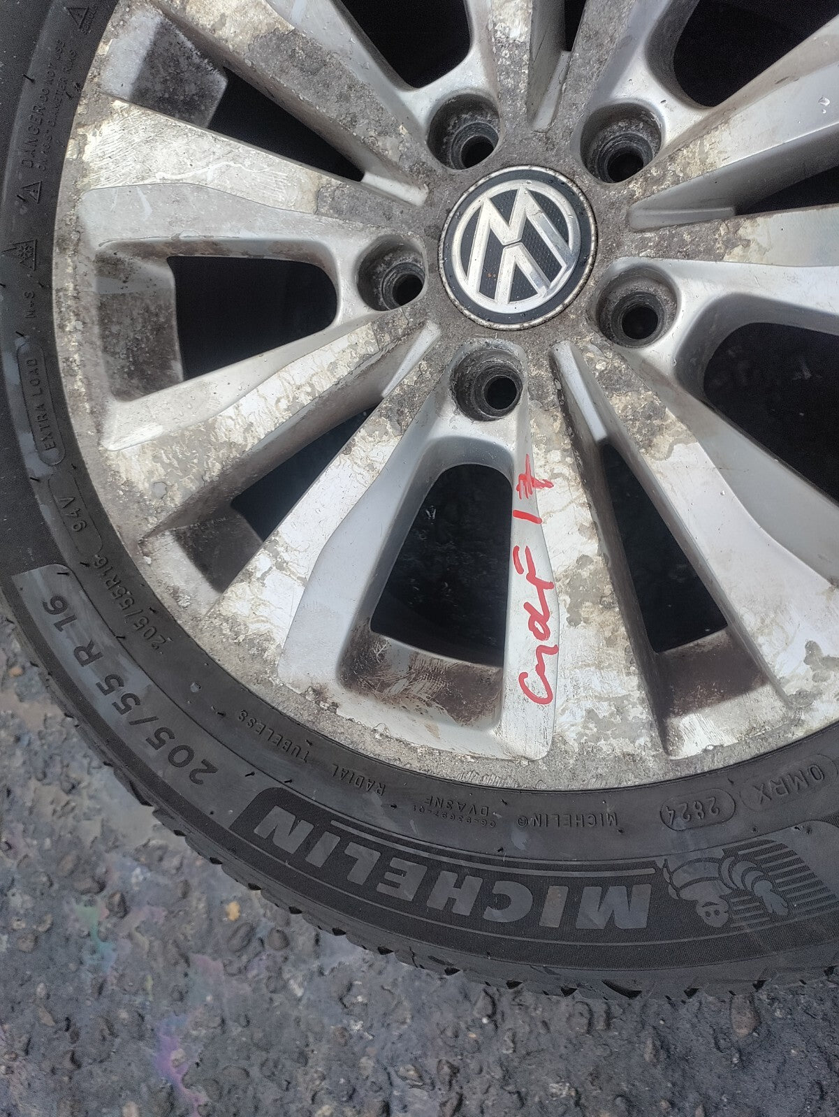 VW VOLKSWAGEN GOLF MK7.5 2017 16 INCH ALLOY WHEEL WITH TYRE 205/55R16