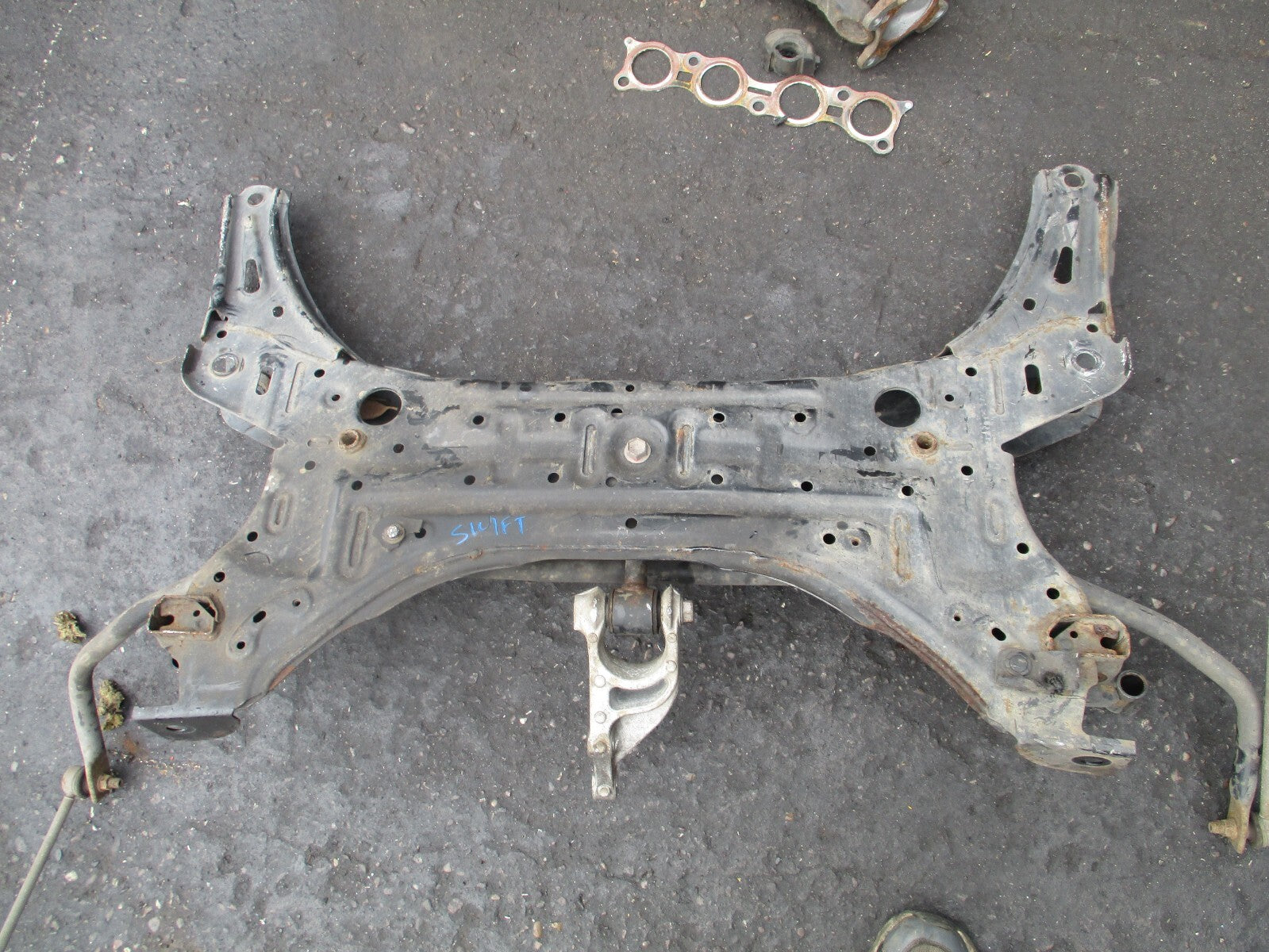 SUZUKI SWIFT MK4 2019 FRONT SUBFRAME & GEARBOX MOUNT