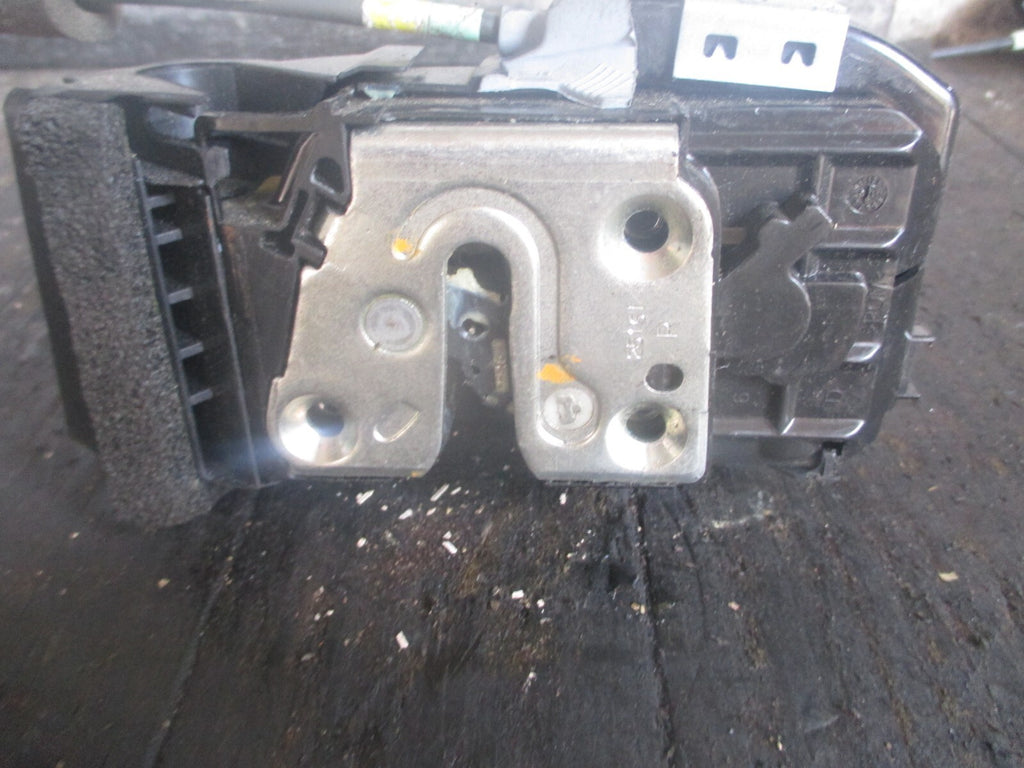NISSAN JUKE  2014-2018 CAR LOCK MECHANISM & HANDLE OSF DRIVER SIDE FRONT
