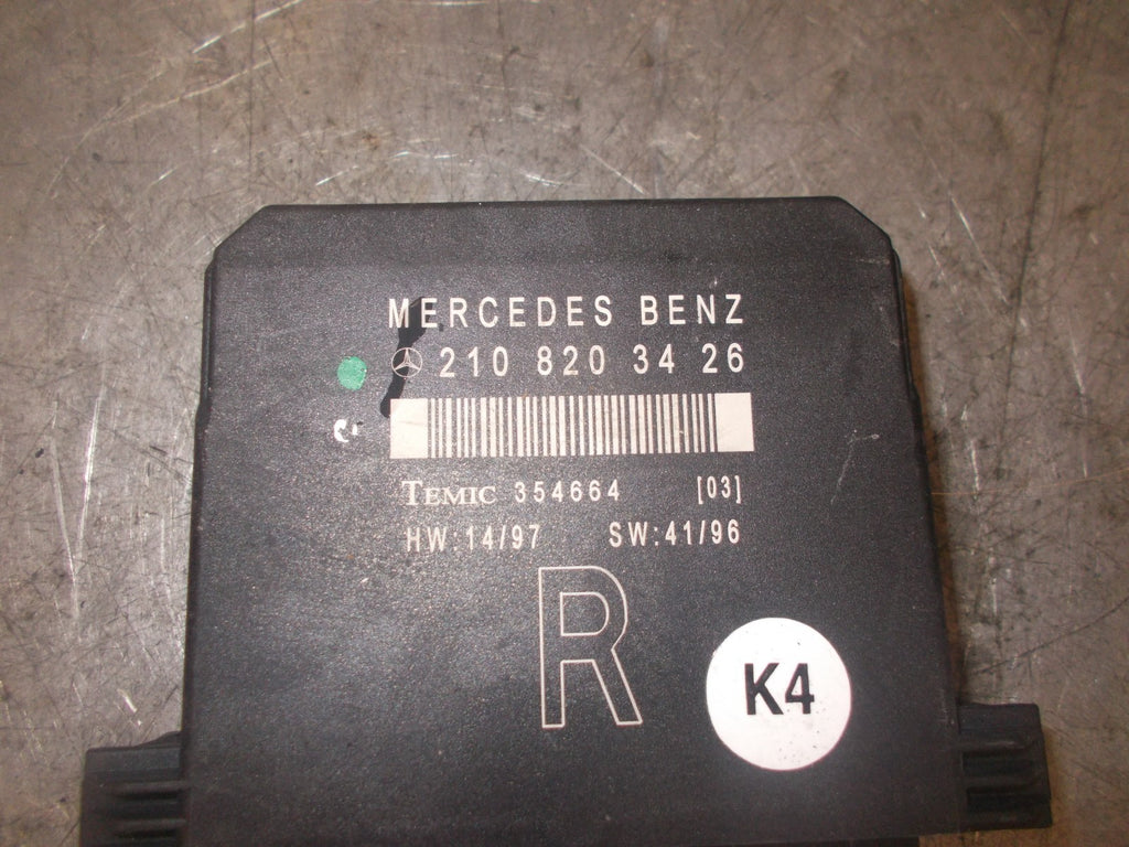 MERCEDES C CLASS W202 OSF DRIVER SIDE FRONT DOOR CONTROL MODULE 2108203426