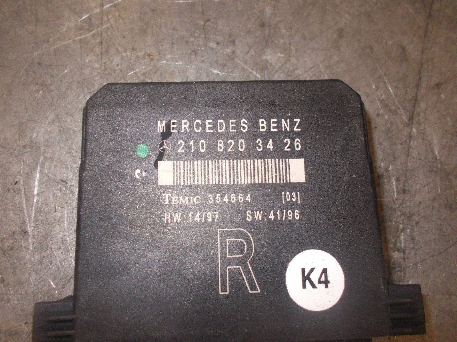 MERCEDES C CLASS W202 OSF DRIVER SIDE FRONT DOOR CONTROL MODULE 2108203426