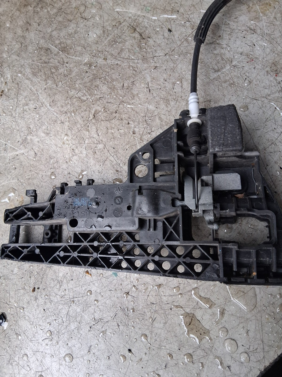 2015 AUDI A1 MK1 SIDE FRONT DOOR LOCK MECH MECHANISM JA6-8J2837015E