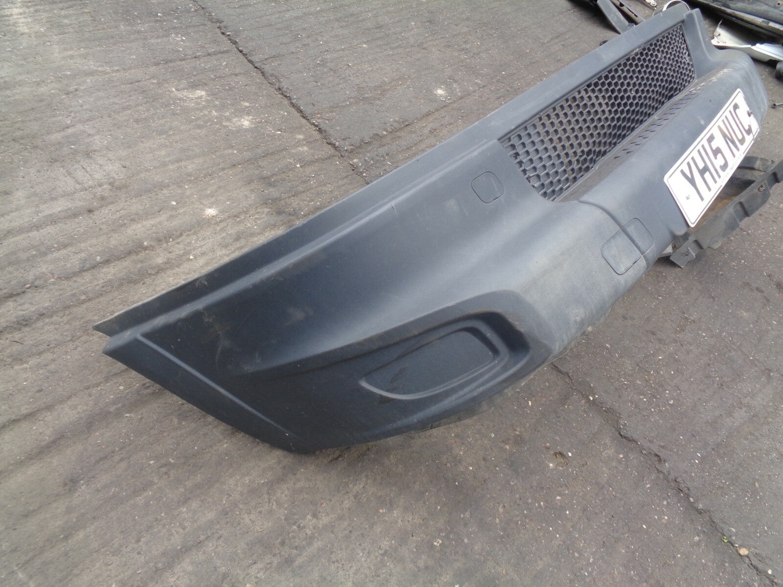 IVECO DAILY VAN MK5 2015 FRONT COMPLETE BUMPER PLASTIC GREY 5801346085