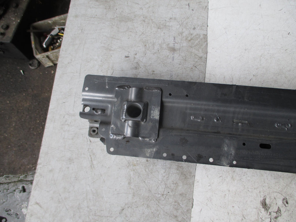JAGUAR XE 2017 FRONT MAIN REINFORCEMENT CRASH BUMPER METAL BAR BEAM