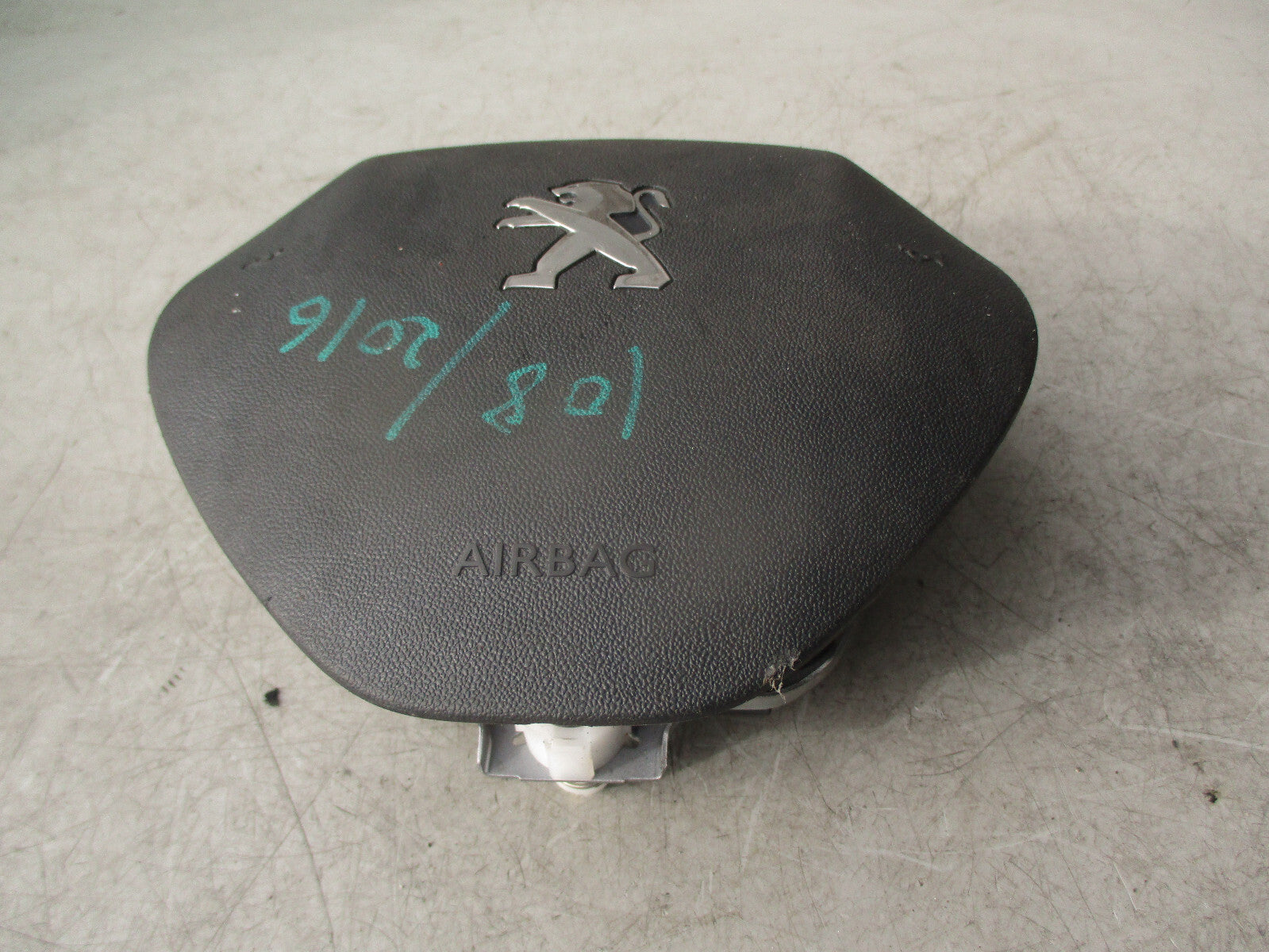 2016 PEUGEOT 108 STEERING WHEEL AIRBAG EEFP6126910
