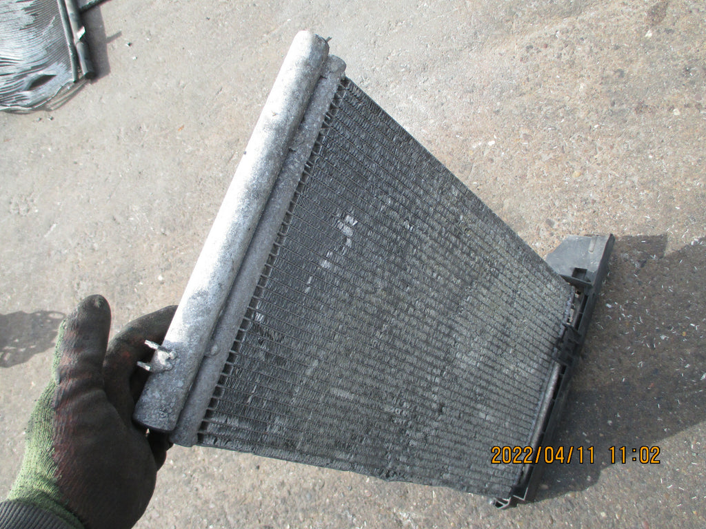 BMW 1 SERIES E81 E87 2008 2.0 DIESEL RADIATOR 3276425