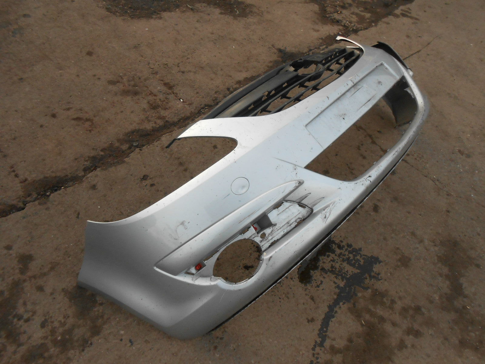 VAUXHALL CORSA D 2007 3 DOOR FRONT BUMPER Z157 STAR SILVER SPARES OR REPAIRS