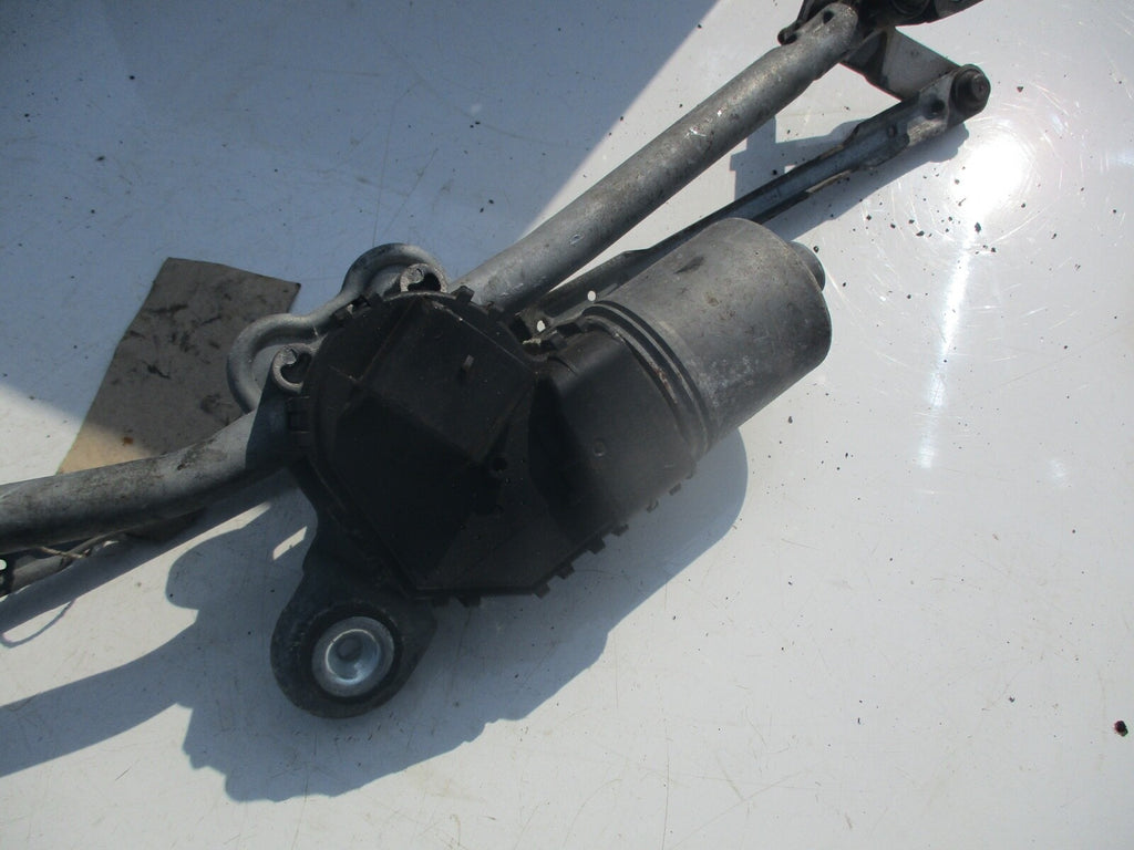 JAGUAR X TYPE 2004 3.0 WINDSCREEN WIPER MOTOR AND LINKAGE 3 397 020 683